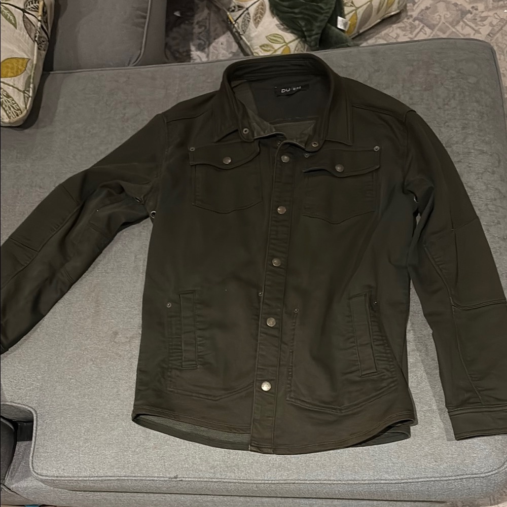 Green Lightweight Shirt Jacket with Tailored Fit